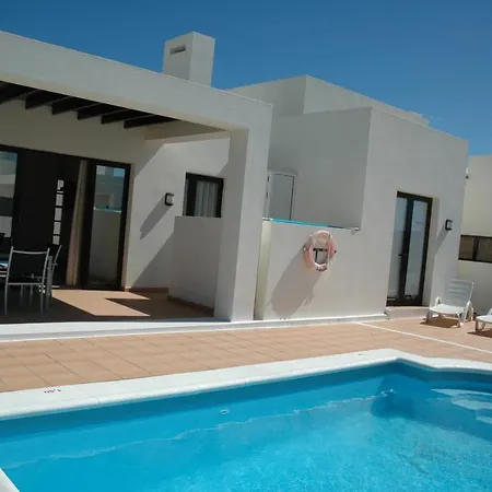 Ereza Buganvillas Βίλα